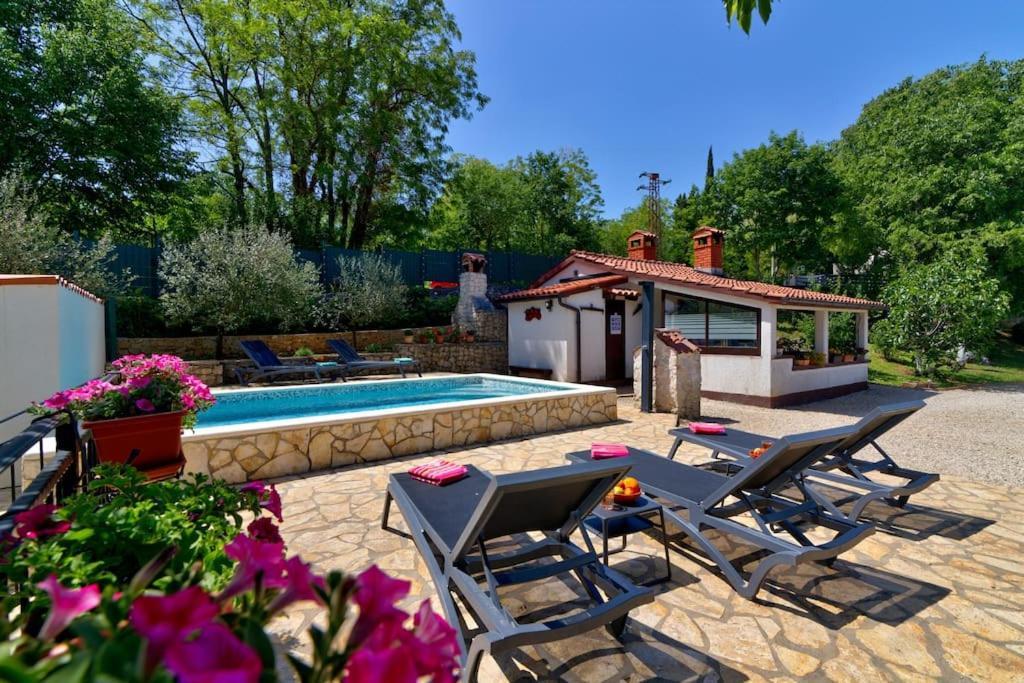Piccola Casa - A Little Paradise Krsan Luaran gambar
